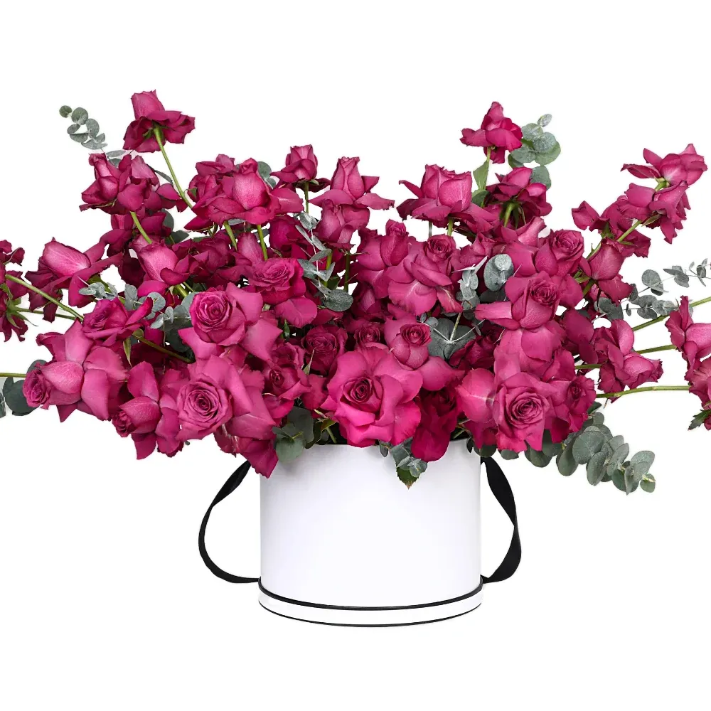 Цветы в коробке из 51 Французской розовой розы